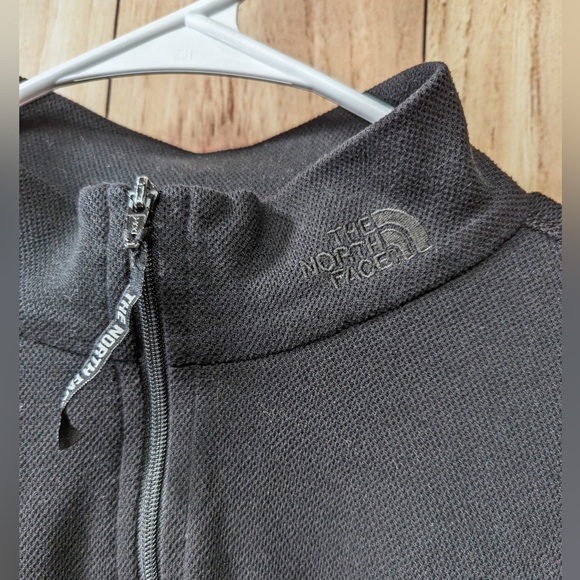 The North Face Black quarter Zip Polyester Pullover Men's  Size Large - Picture 5 of 5